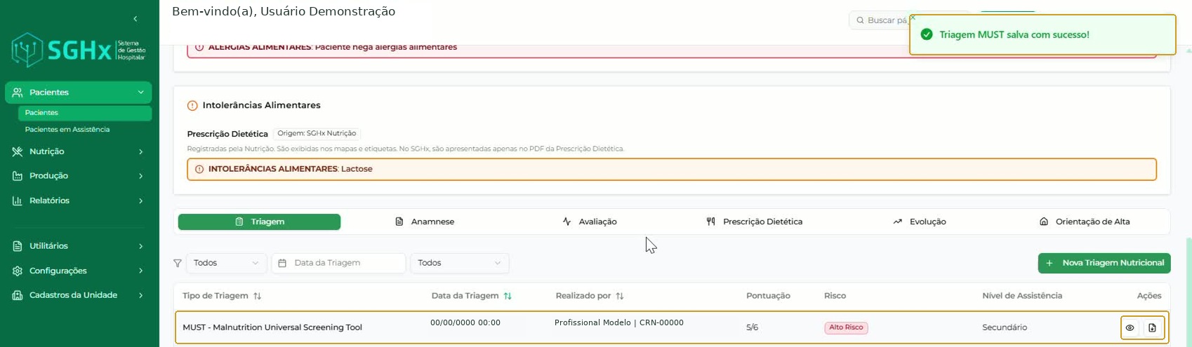 Confirmação do salvamento e registro MUST na aba Triagem; datas e profissional fictícios.