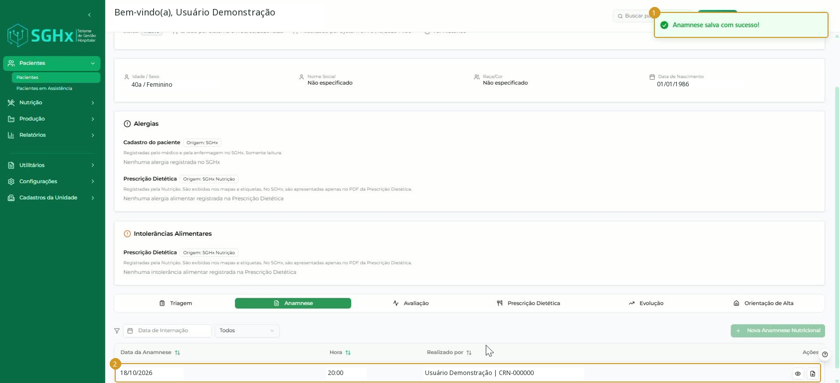 Confirmação do salvamento e novo registro; dados demográficos e profissionais fictícios.